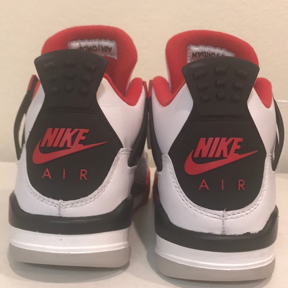 Retro Jordan 4 (GS) “Fire Red” - Picture 4 of 7